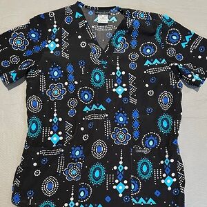 Cherokee Black and Blue Geometric Scrub Top